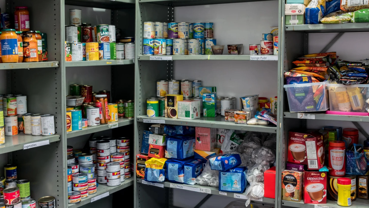 Tips To Manage Food Allergies In A Communal Office Pantry